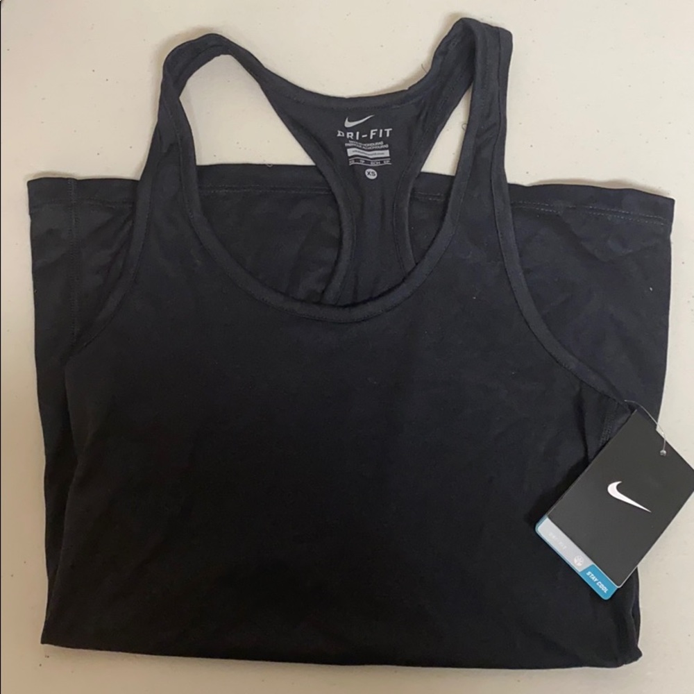 Nike Racerback Tank 💥